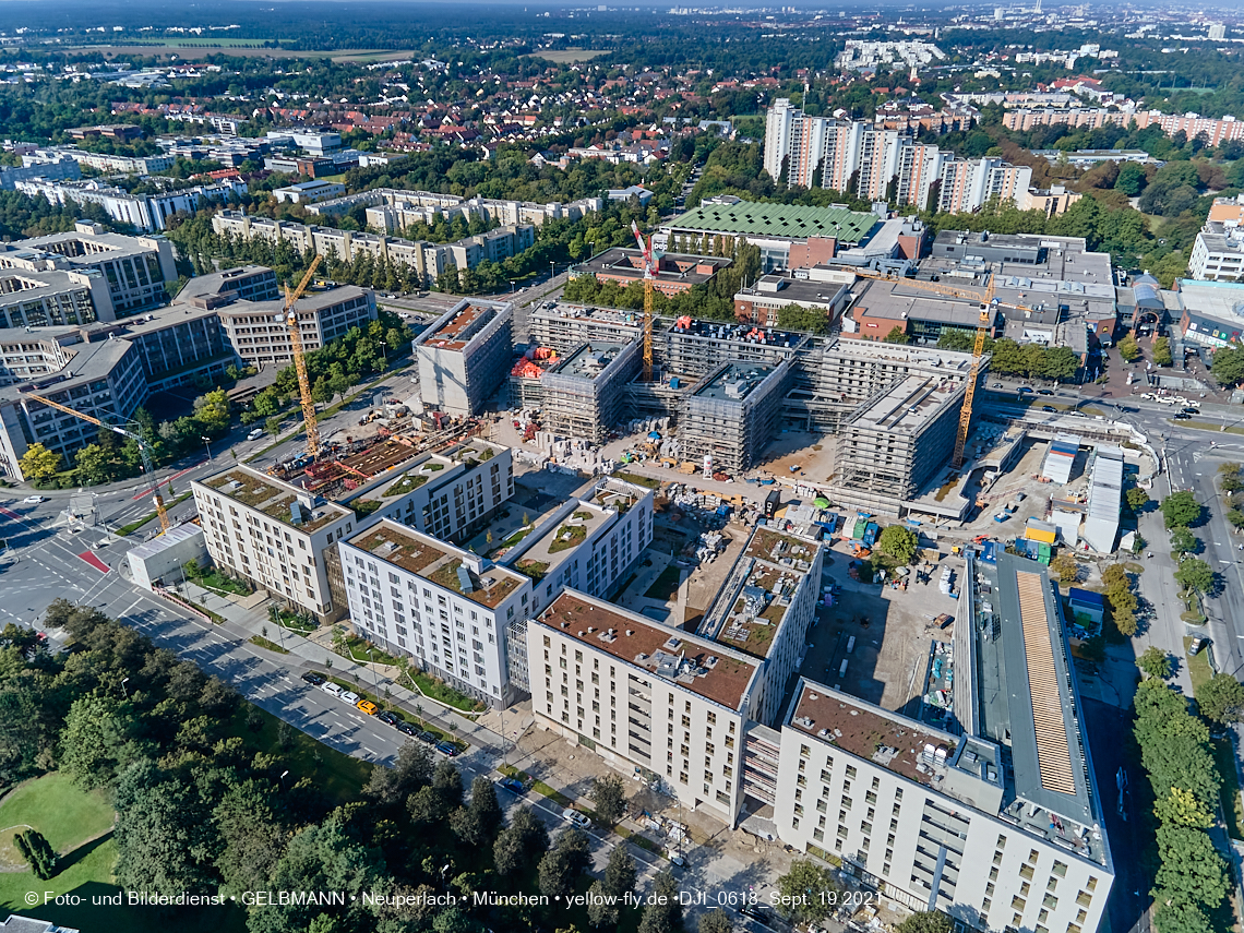 19.09.2021 - Perlach Plaza und Umgebung in Neuperlach 